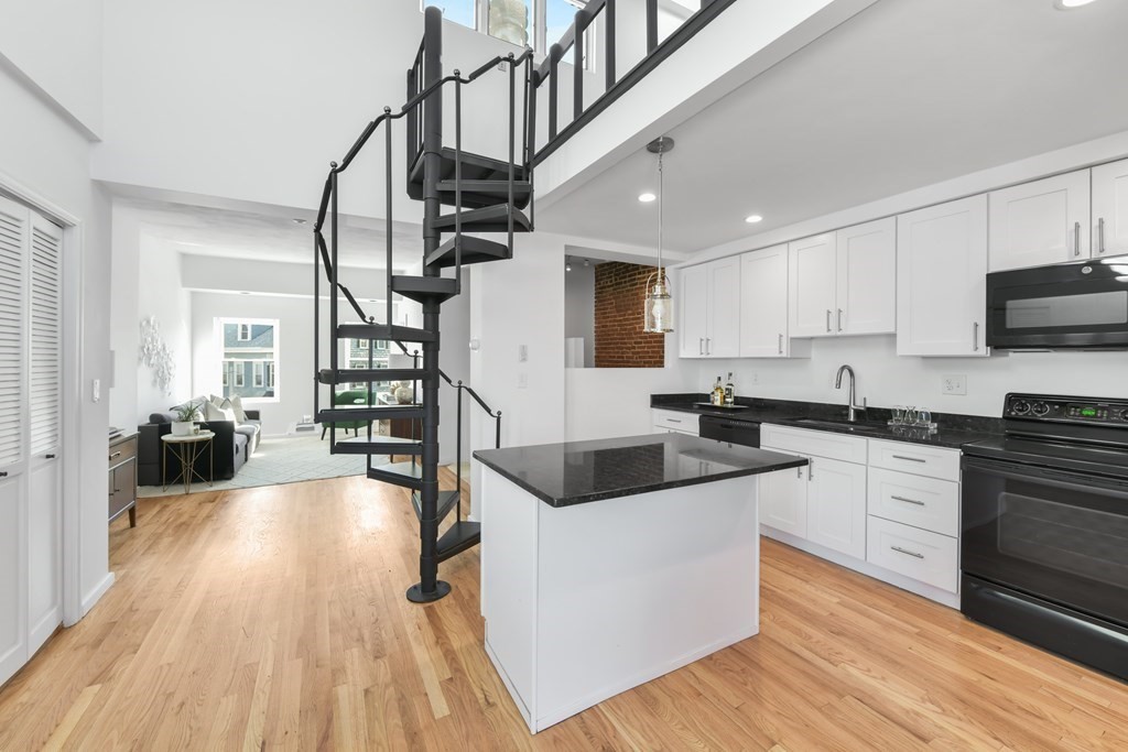 159 Dorchester St # 3