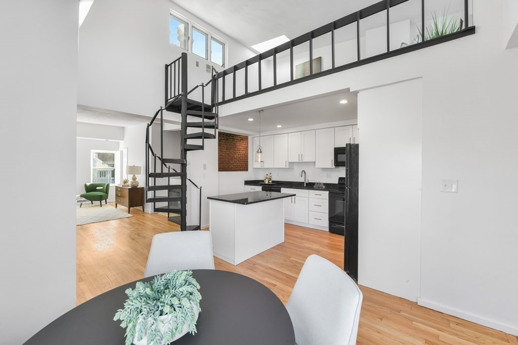 159 Dorchester St # 3