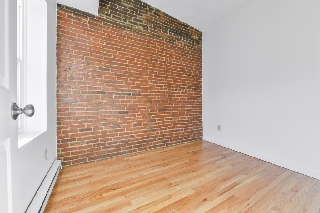 159 Dorchester St # 3