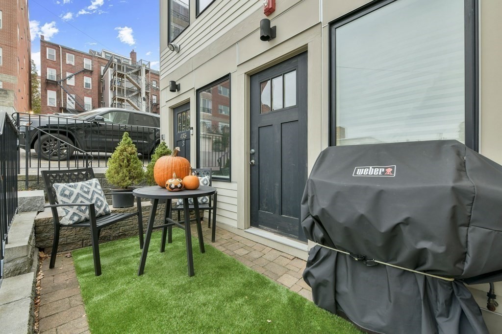 435 East 3rd Unit: Two