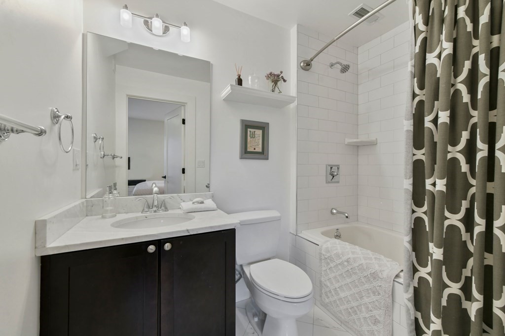 435 East 3rd Unit: Two