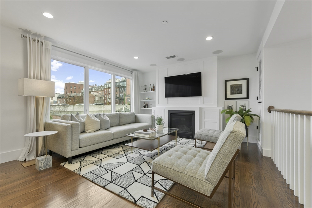 435 East 3rd Unit: Two