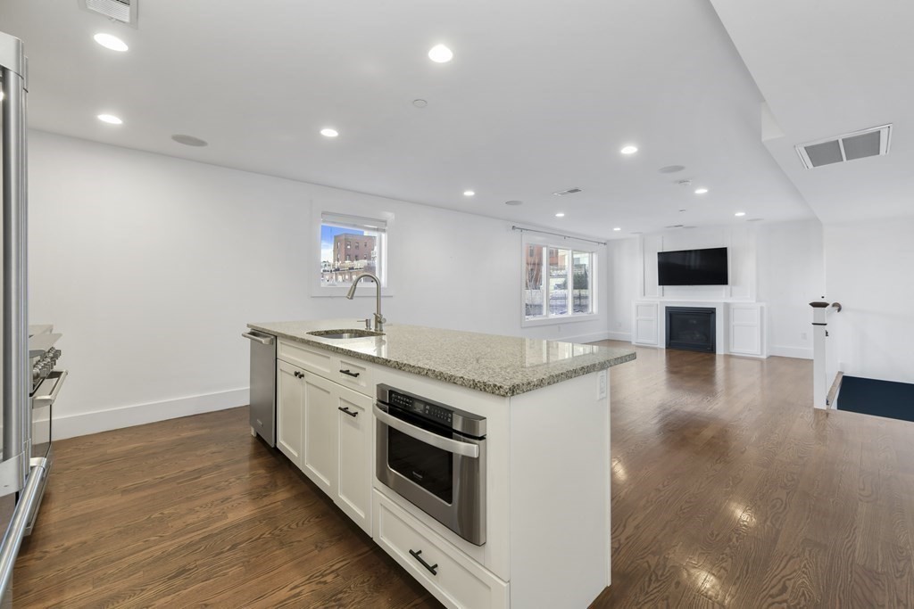 435 East 3rd Unit: Two