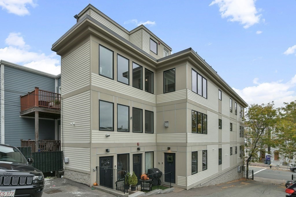 435 East 3rd Unit: Two