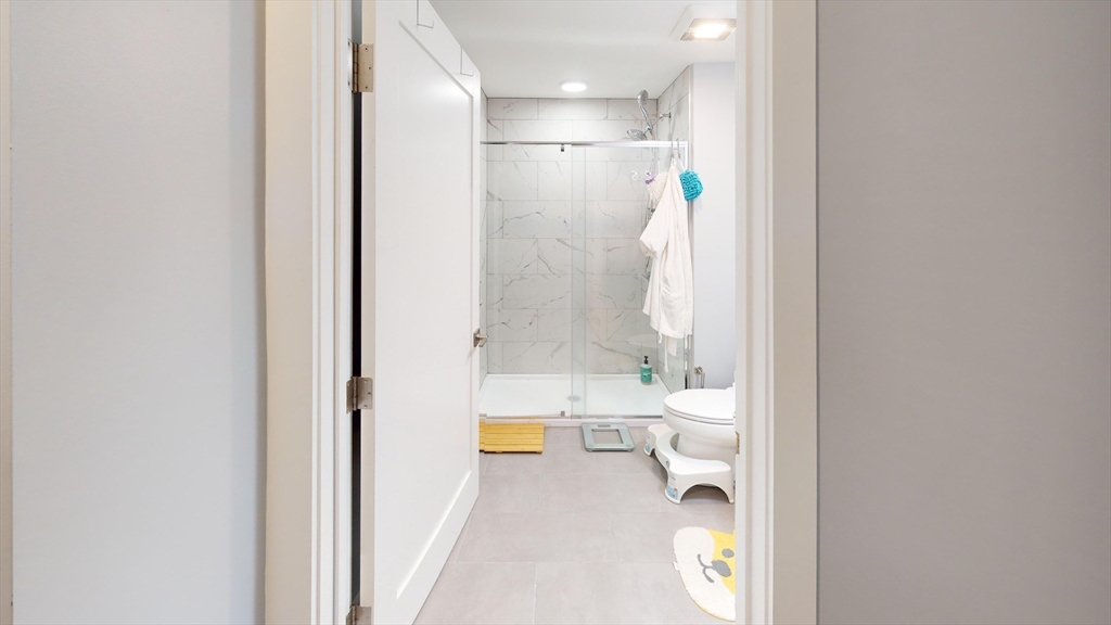 55 West 5th St # 607