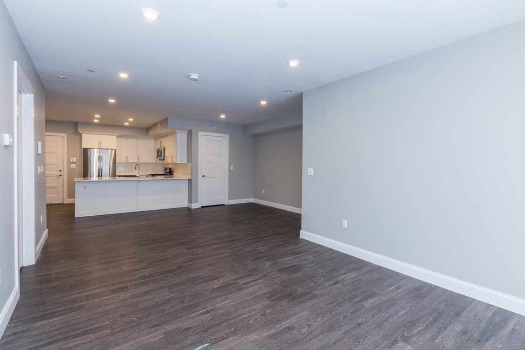 11 Minot Street # 102