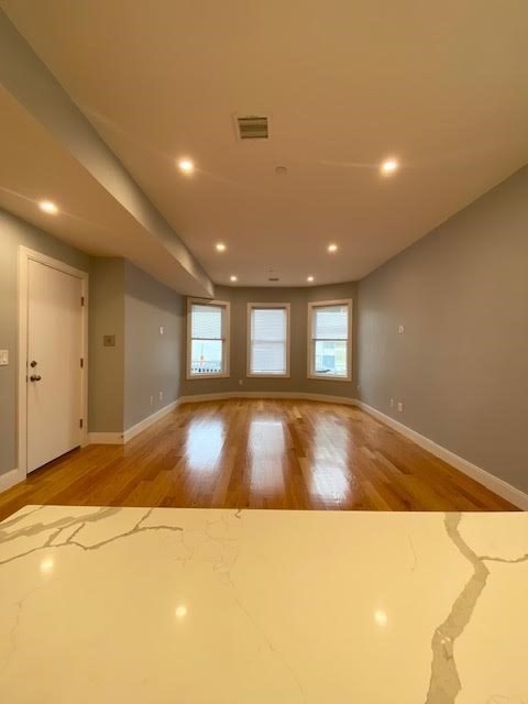 2 Mount Vernon St. # 1