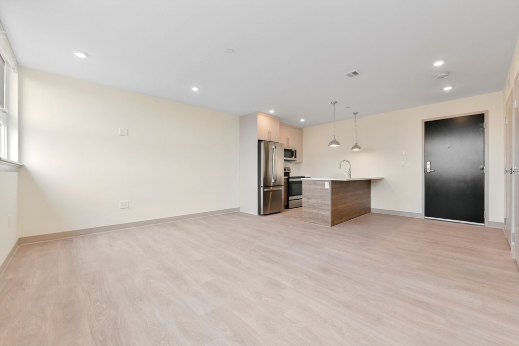 400 Dorchester St # 603