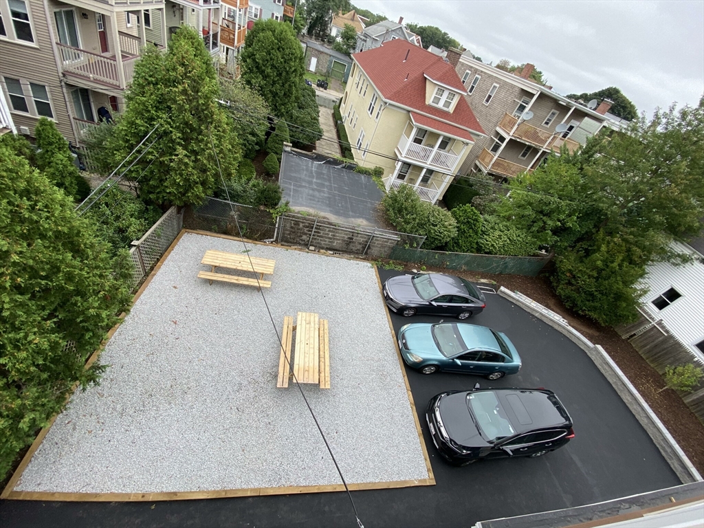 4 Mount Vernon St. # 3