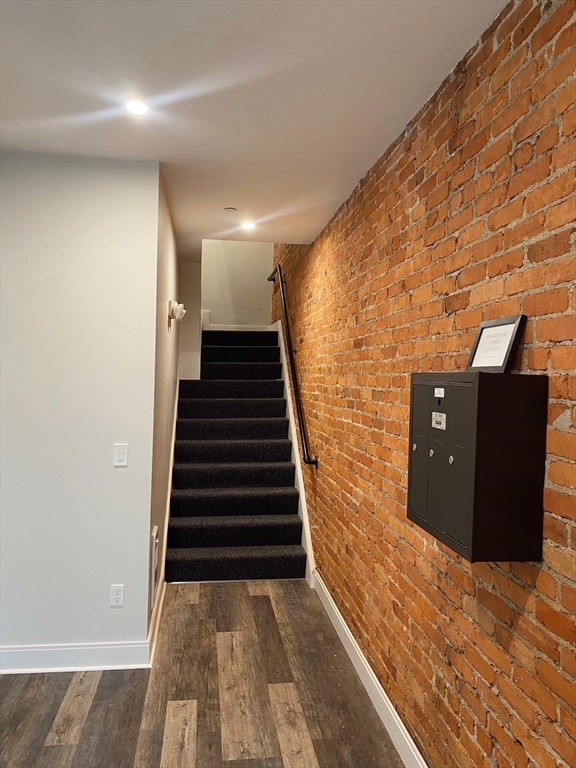 4 Mount Vernon St. # 3