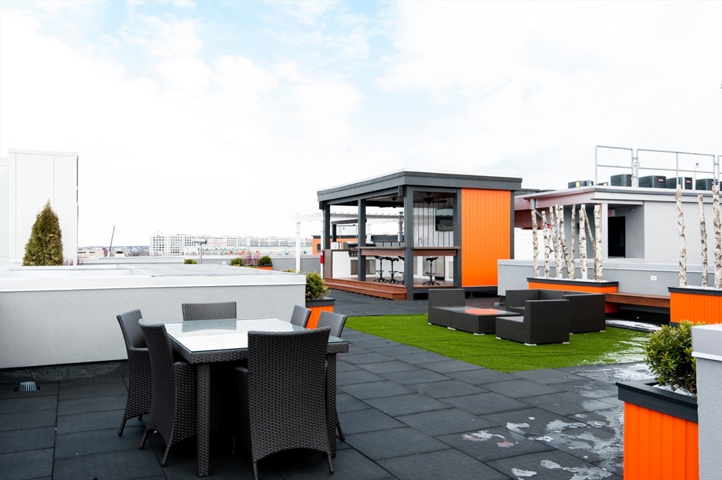 11 Dorchester St. # 407