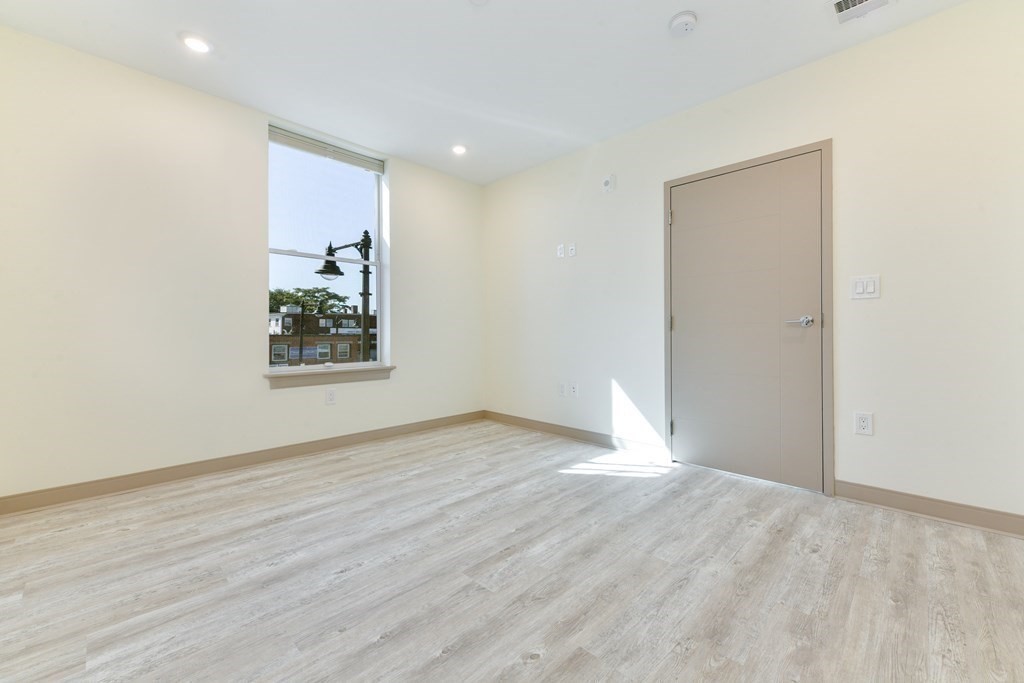 400 Dorchester St. # 601