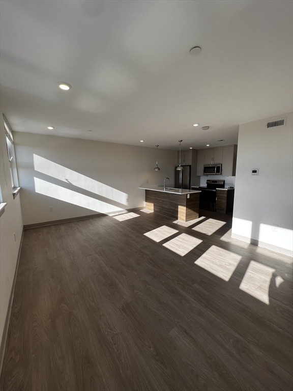 400 Dorchester St. # 601