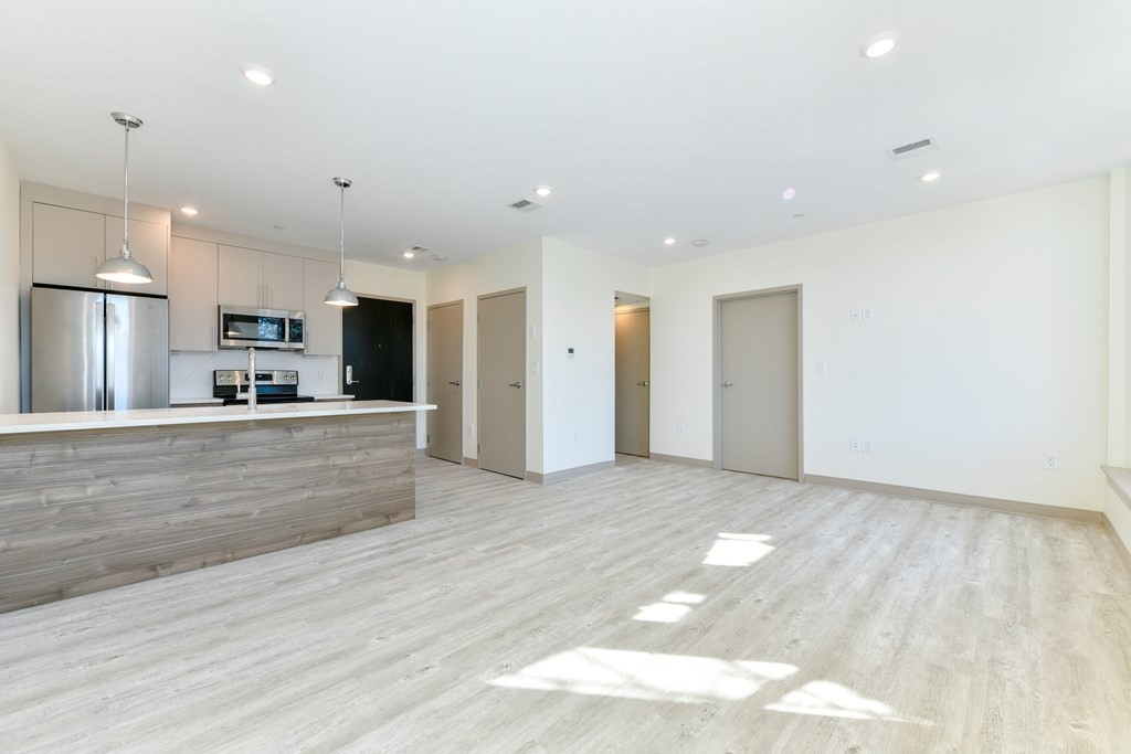 400 Dorchester St. # 601