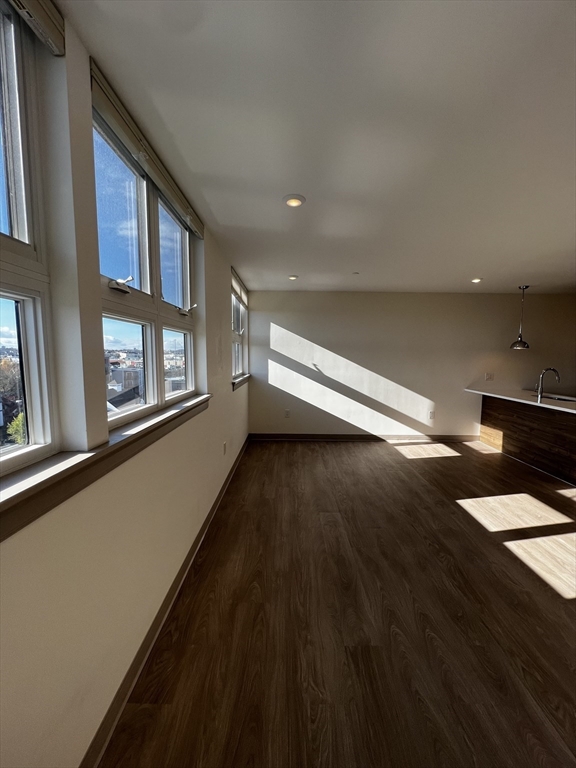 400 Dorchester St. # 601