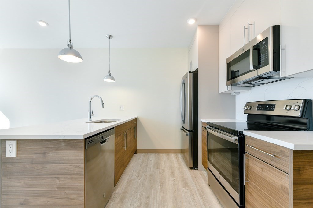 400 Dorchester St. # 601