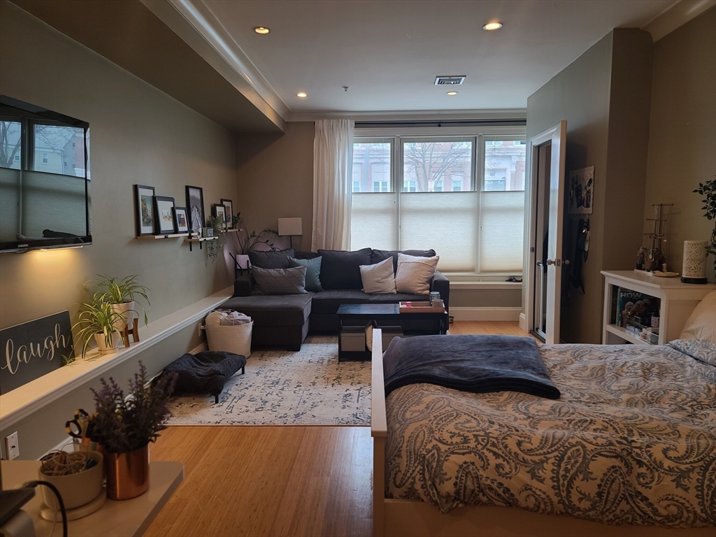 354 Dorchester St. # 1