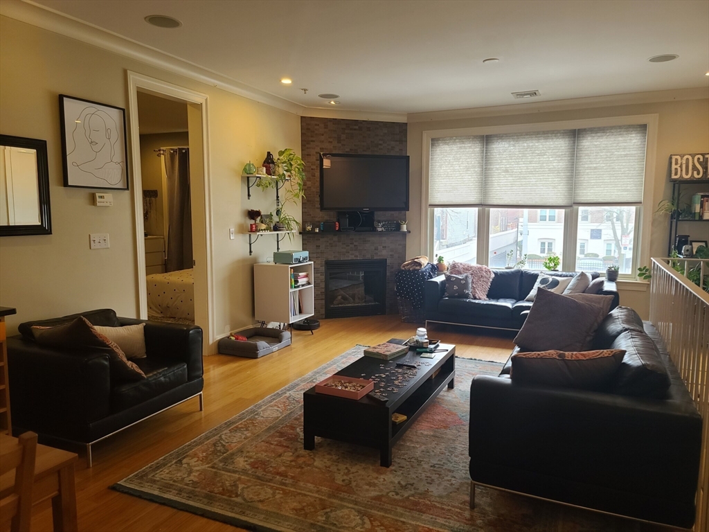 354 Dorchester St. # 1