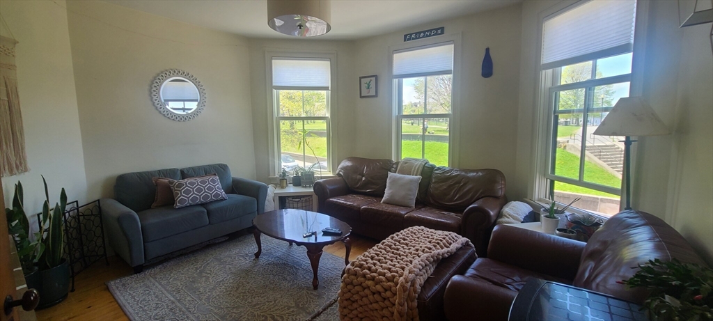 42 N St. # 2 Unit: #2