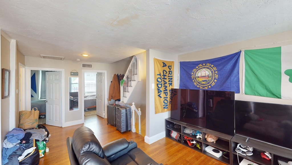 367 Dorchester St # C