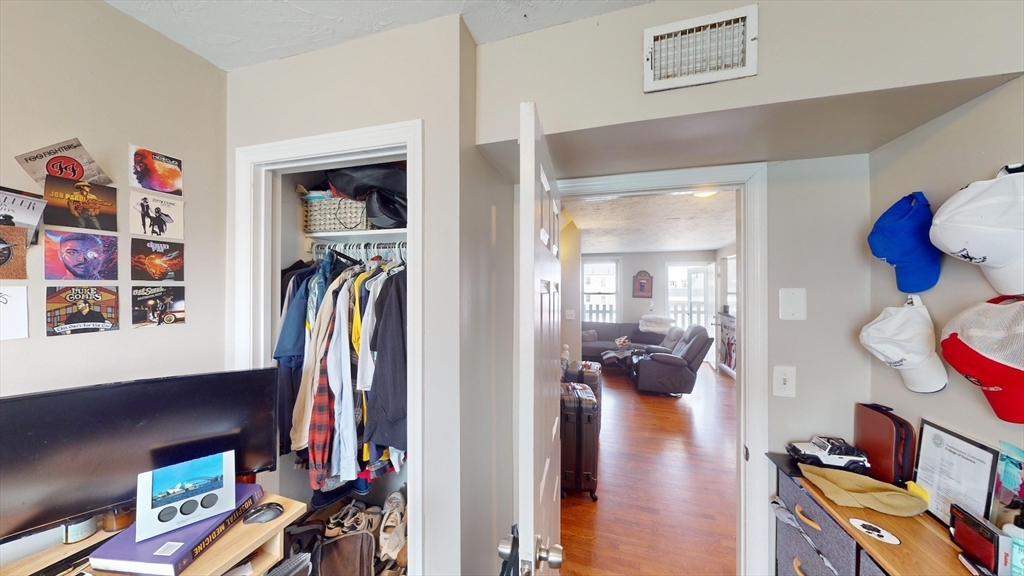 367 Dorchester St # C