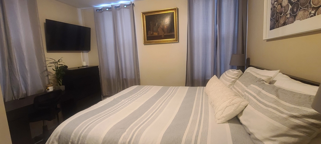 367 Dorchester St # B