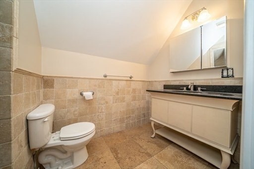 101 Sawyer St # 2