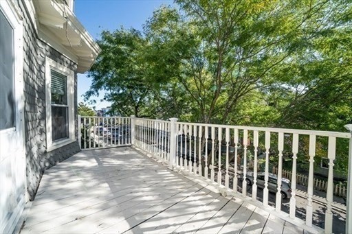 101 Sawyer St # 2
