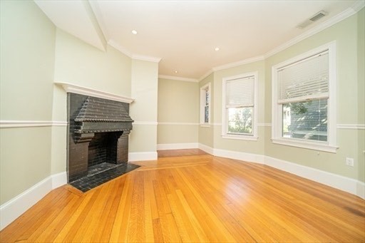 101 Sawyer St # 2
