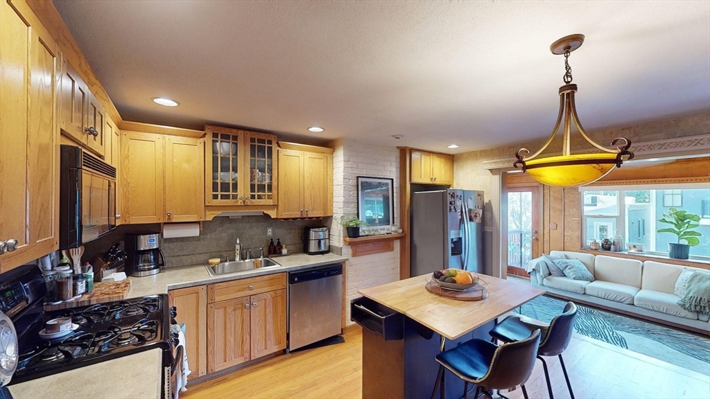 1 Balmoral Park