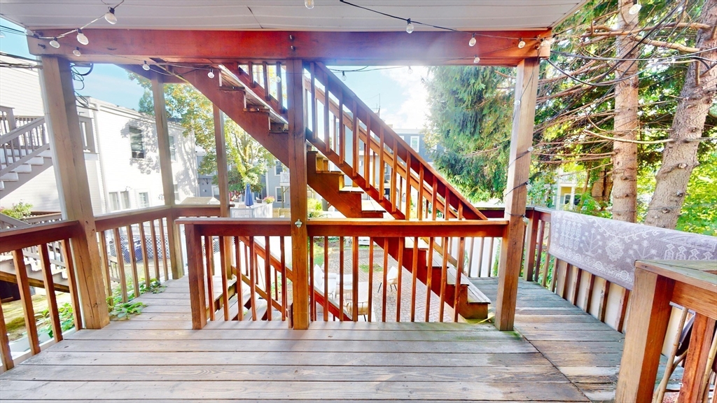 1 Balmoral Park