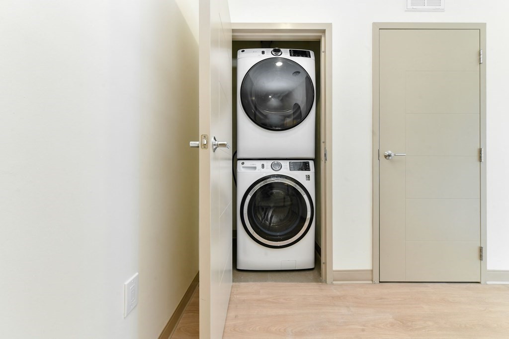 400 Dorchester St. # 502