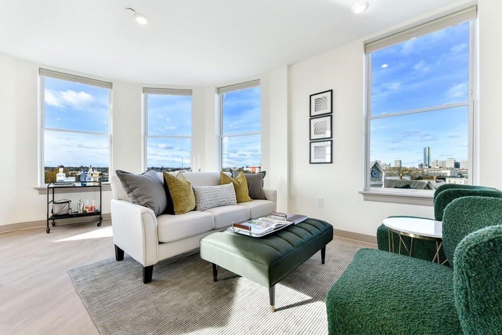 400 Dorchester St. # 502