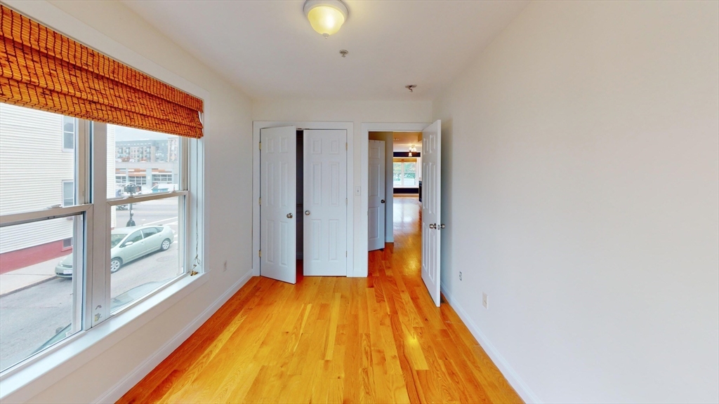 106 Boston Street Unit: ONE