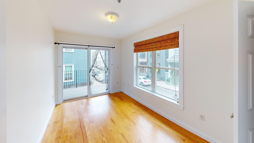 106 Boston Street Unit: ONE