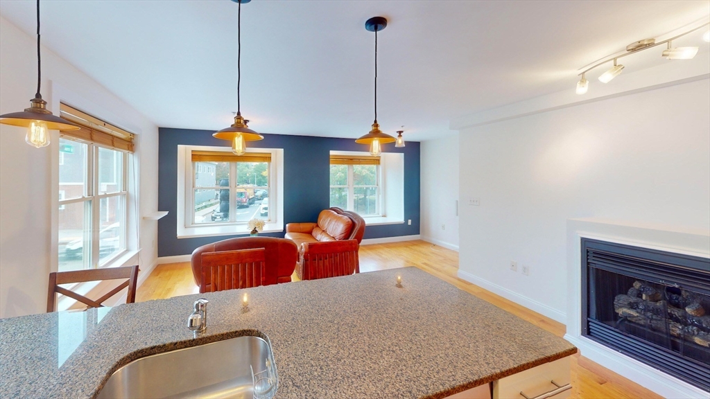 106 Boston Street Unit: ONE