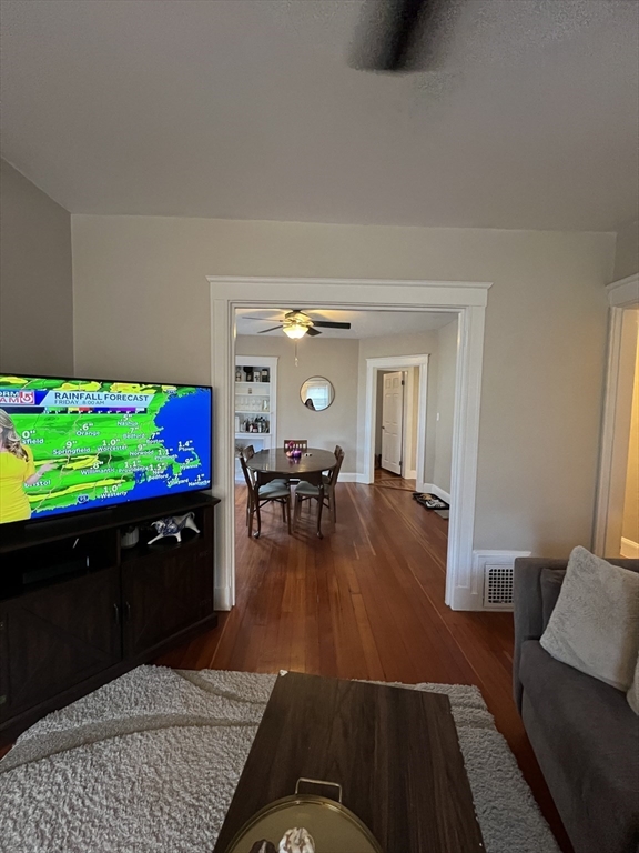 41 King Street Unit: TWO