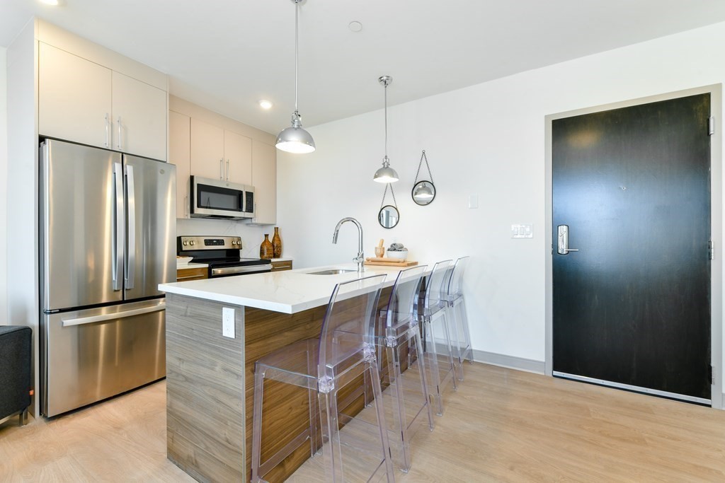 400 Dorchester Street (Nf) # 503