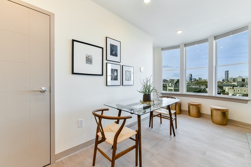 400 Dorchester Street (Nf) # 503