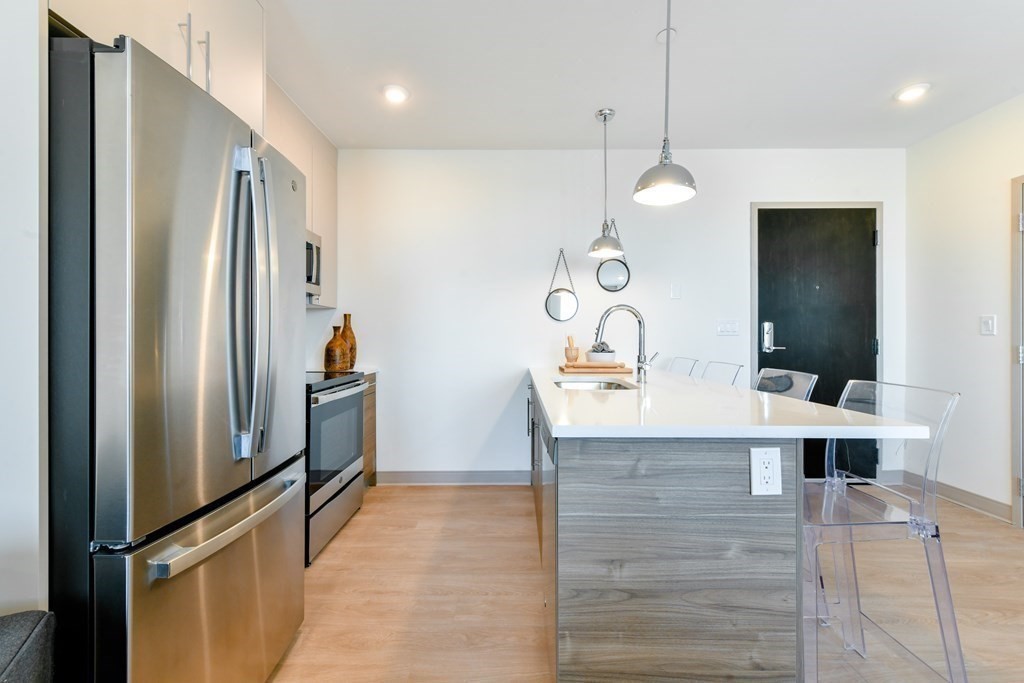 400 Dorchester Street (Nf) # 503
