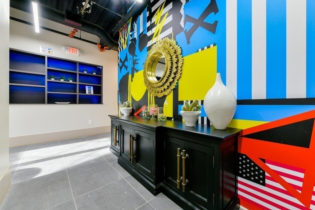 400 Dorchester St. # 306