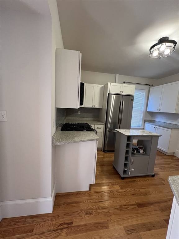 40 King St. # 2 Unit: #2