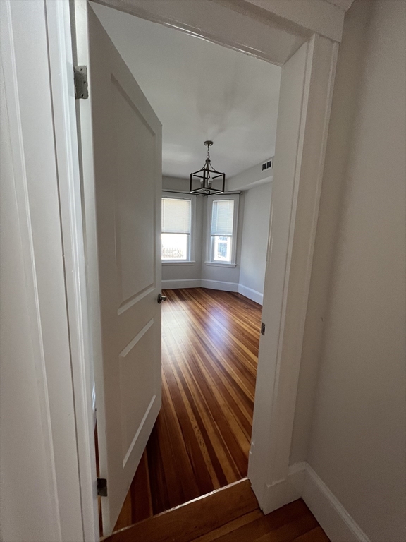 40 King St. # 2 Unit: #2