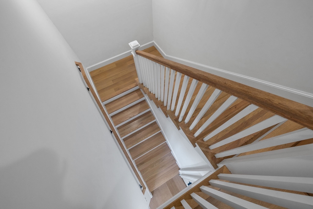 258-260 W 3rd St # 3B