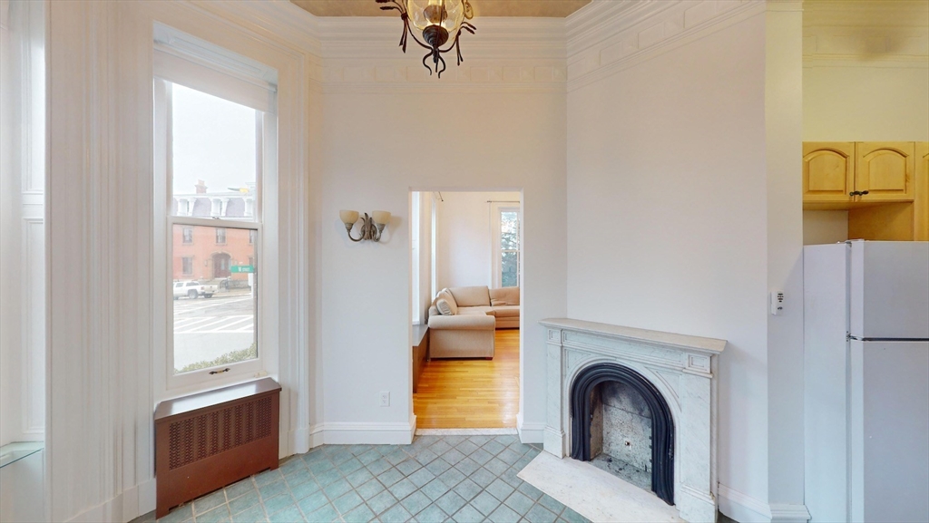 789 East Broadway # 1A