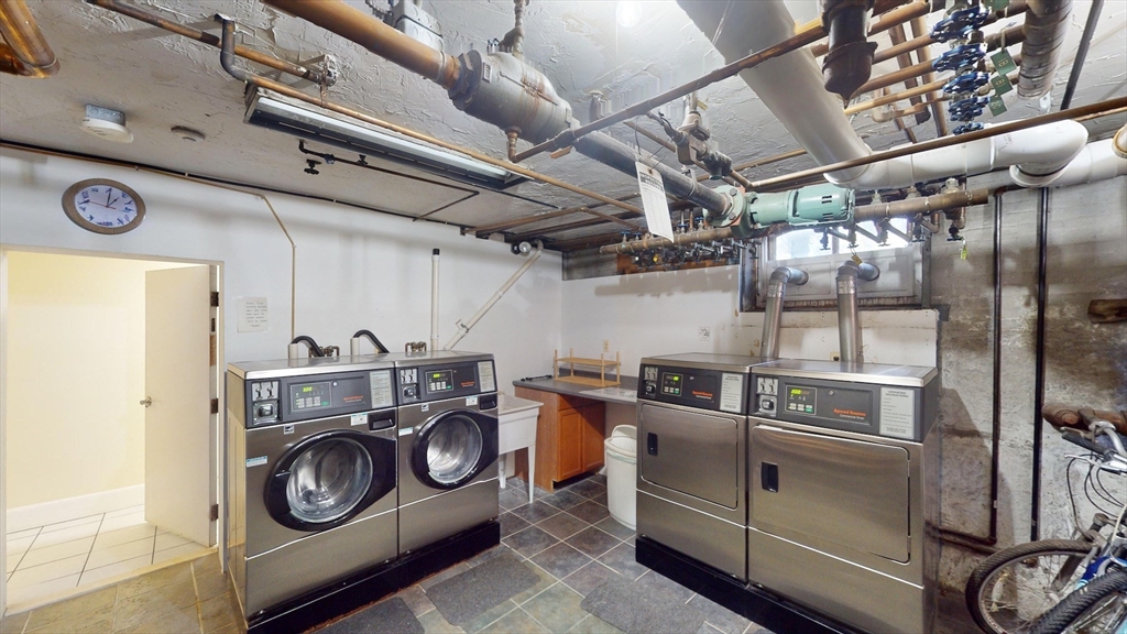 789 East Broadway # 1A