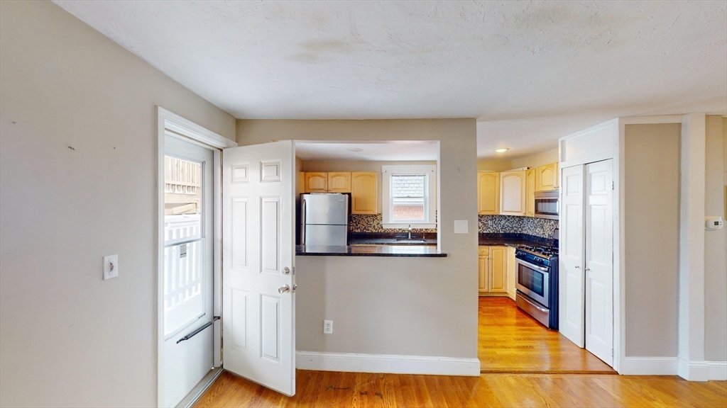 367 Dorchester St # 3