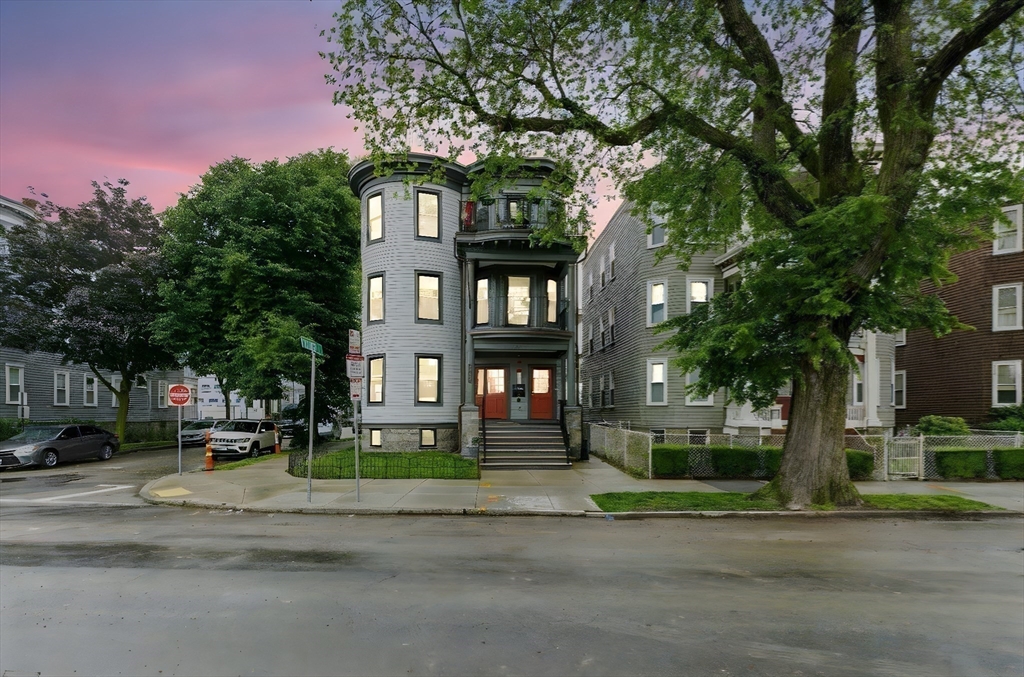 1650 Columbia Rd # 3