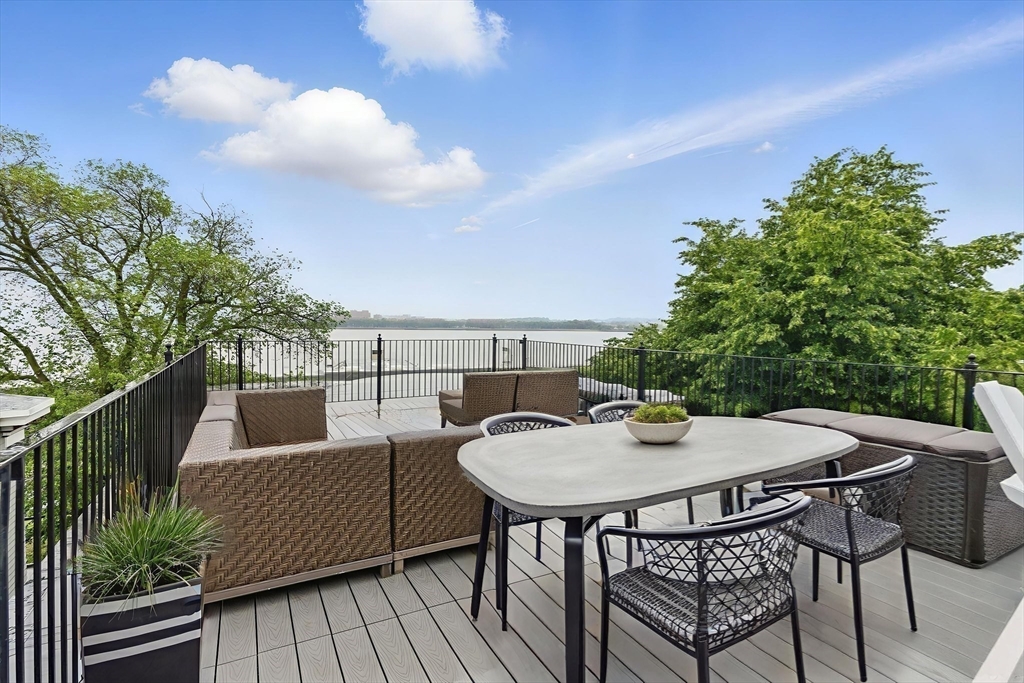 1650 Columbia Rd # 3