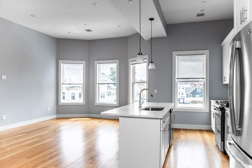 4 Mount Vernon St. # 1